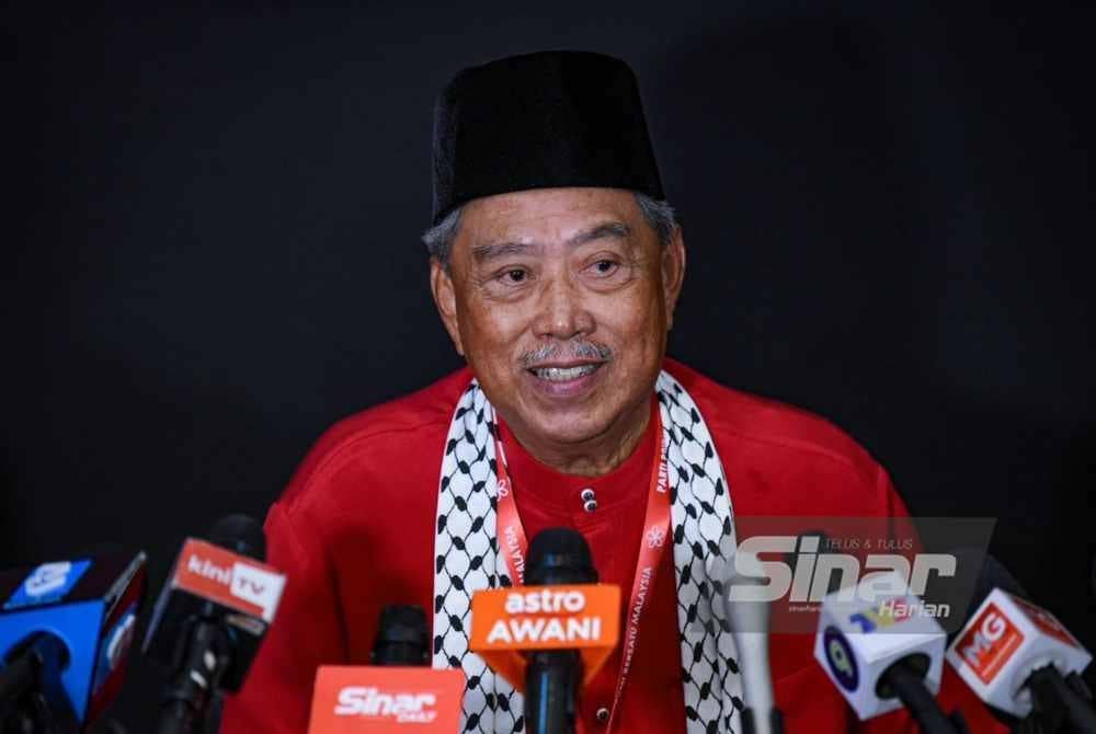 Muhyidin ketika sidang media pada Perhimpunan Agung Tahunan Bersatu 2023 pada Sabtu. - FOTO SINAR HARIAN/MOHD RAFIQ REDZUAN