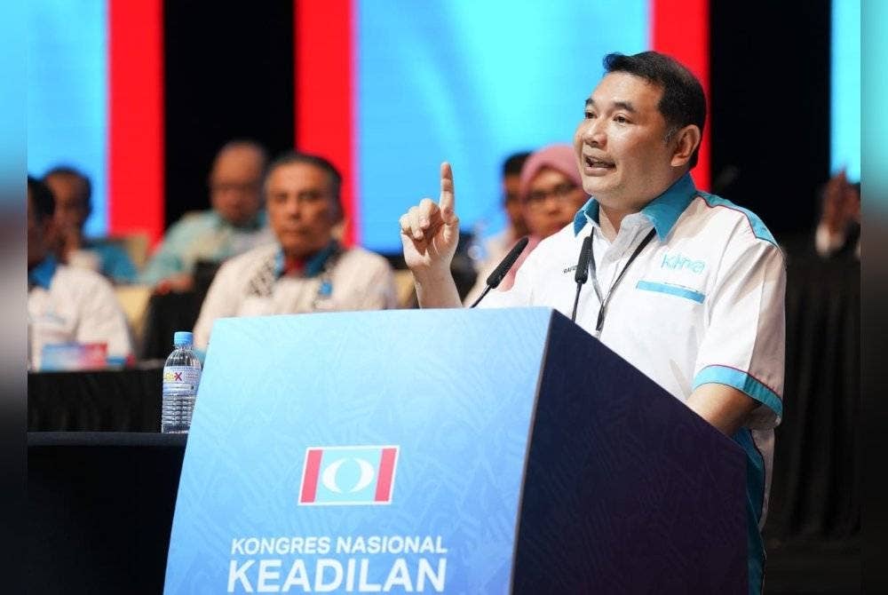 Rafizi menyampaikan ucapan penggulungan pada Kongres Nasional Tahunan PKR 2023 di PICC, Putrajaya pada Ahad.