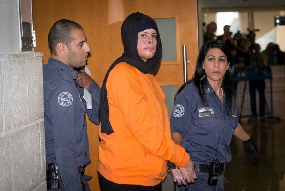 Israa dihukum penjara 11 tahun atas tuduhan keganasan dan cubaan membunuh.