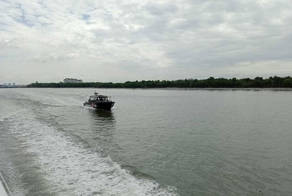 Antara aset milik Maritim Malaysia yang digerakkan dalam Eksesais Maritim Perkasa Barat 2023.