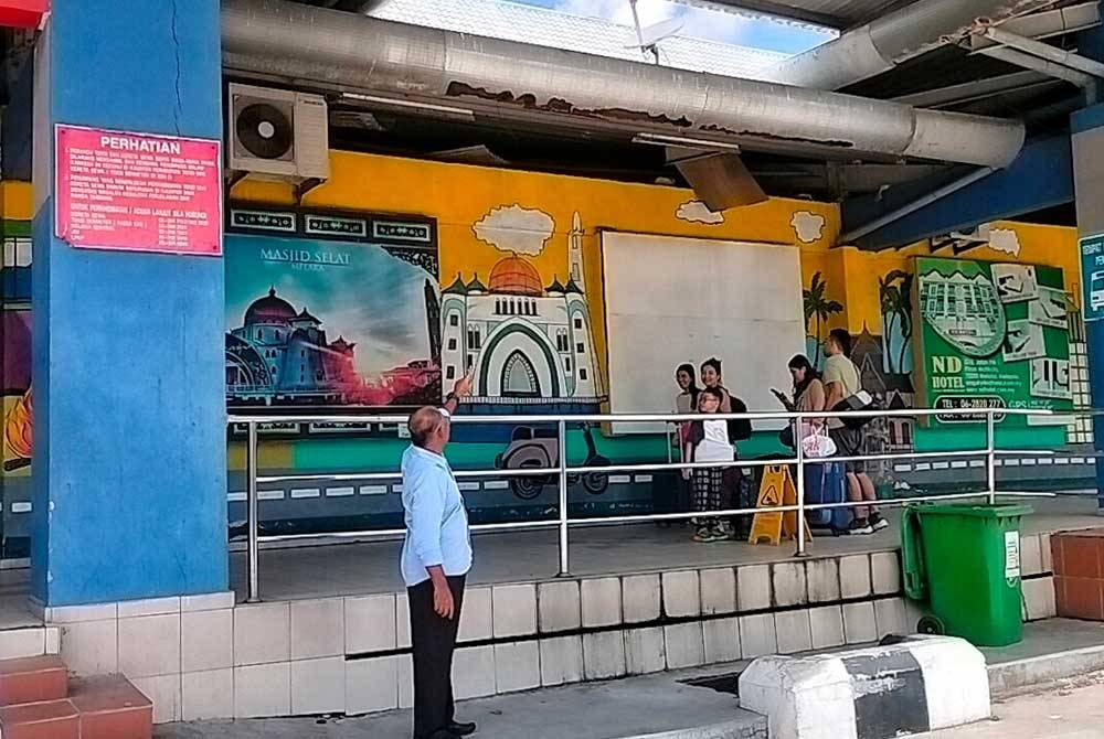 Hasnoor menunjukkan lokasi saluran air hujan rosak dan tukar di media sosial.