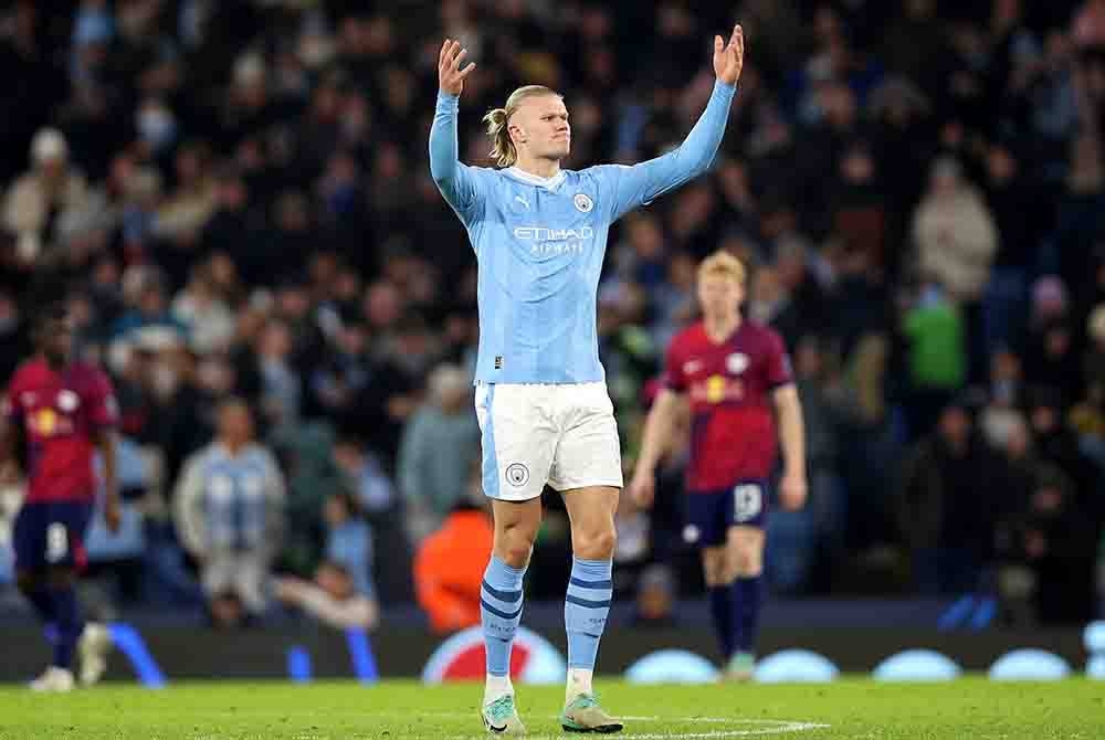 Haaland meraikan jaringannya ketika berdepan RB Leipzig. - Foto EPA
