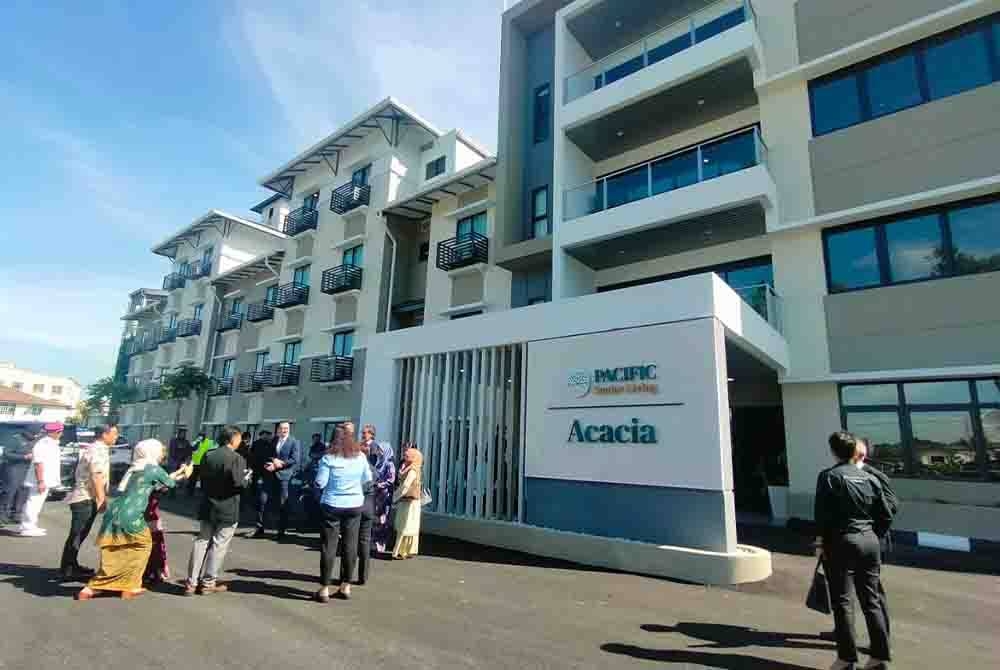 Acacia menawarkan sejumlah 136 bilik direka teliti, menampilkan tiga susun atur berbeza termasuk pilihan bilik superior, eksekutif dan premier.