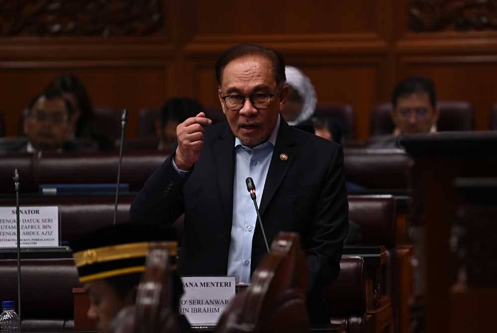 Anwar ketika membentangkan Rang Undang-undang Perbekalan 2024 bagi bacaan kali kedua di Dewan Negara pada Rabu.