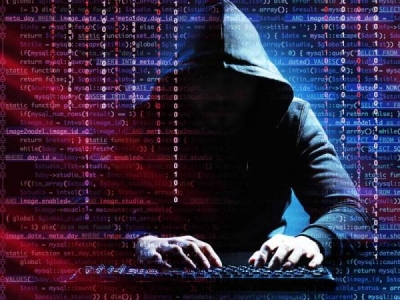 Orang ramai dinasihatkan meningkatkan ‘perisai’ diri bagi mengelakkan menjadi mangsa jenayah penipuan dalam talian atau ‘scam’ yang menjadi semakin berleluasa khususnya apabila transaksi kewangan beralih secara dalam talian. - Gambar hiasan 