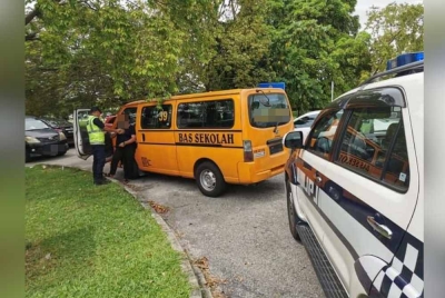 
Operasi ini bagi memastikan van sekolah dalam keadaan baik dan selamat digunakan oleh pelajar sekolah serta pematuhan Akta Pengangkutan Awam Darat 2010 dan Akta Pengangkutan Jalan 1987,