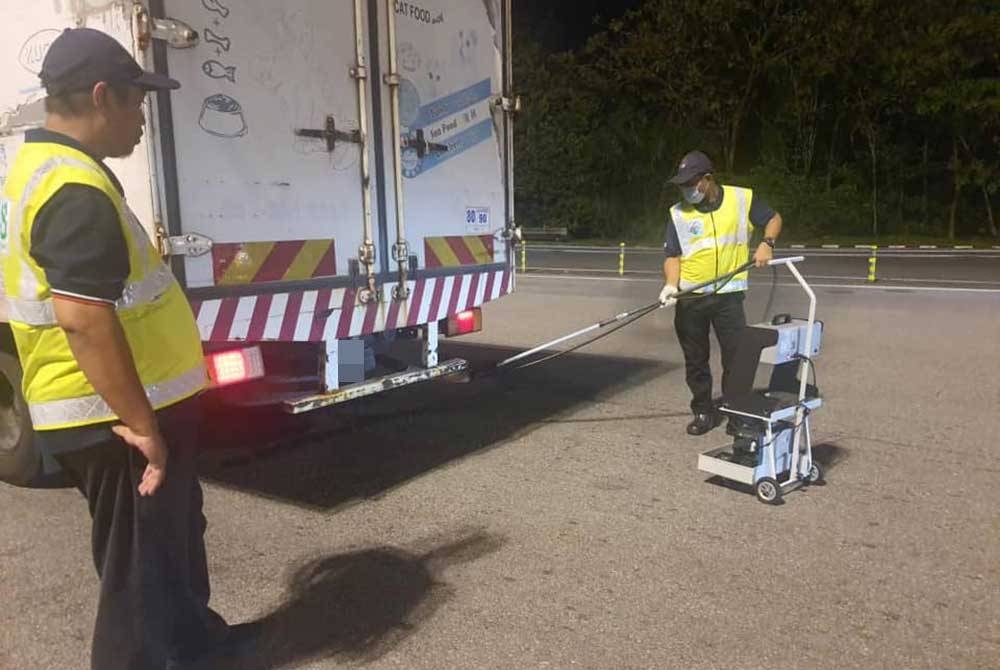 Ops Patuh dilaksanakan selama 29 hari bermula 1 November dengan memeriksa 719,766 kenderaan. - Foto JPJ Negeri Sembilan