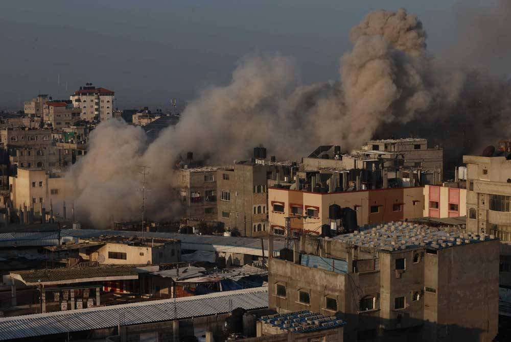 Serangan berlaku sejurus selepas tamatnya jeda kemanusiaan sementara selama tujuh hari yang diatur oleh Qatar, Mesir dan Amerika Syarikat. Foto: AFP