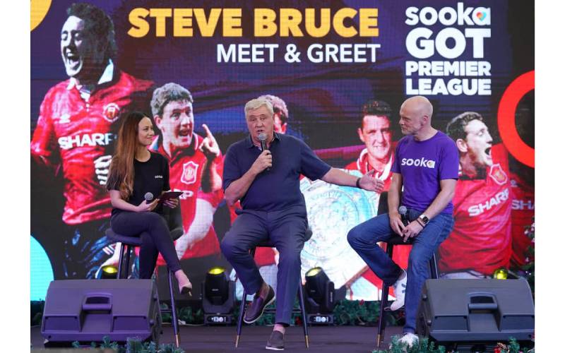 Sesi perkongsian Steve bersama para hadirin di majlis pelancaran pek serba baharu sooka.