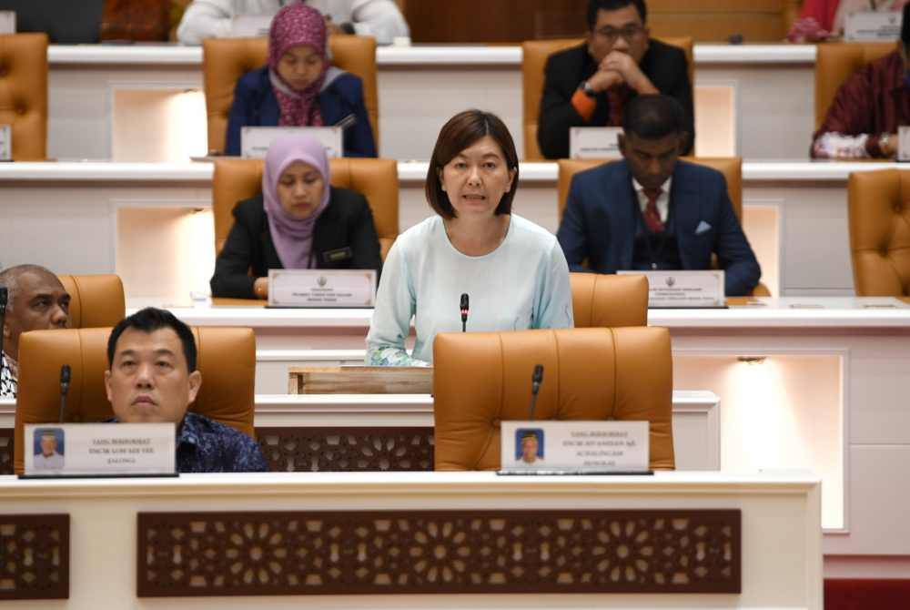 Sandrea menjawab soalan Norhaslinda Zakaria (PN-Pangkor) dalam Sidang DUN Perak pada Khamis.