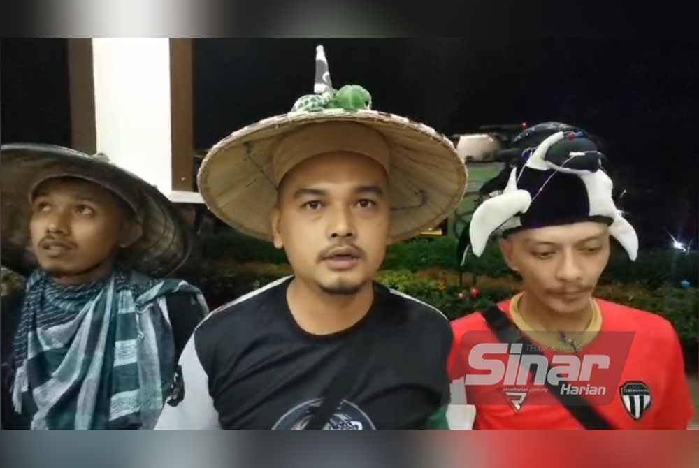 Wan Mohd Hafizul (tengah) yakin TFC mampu melakukan aksi terbaik pada perlawanan menentang JDT pada final Piala Malaysia, malam ini.