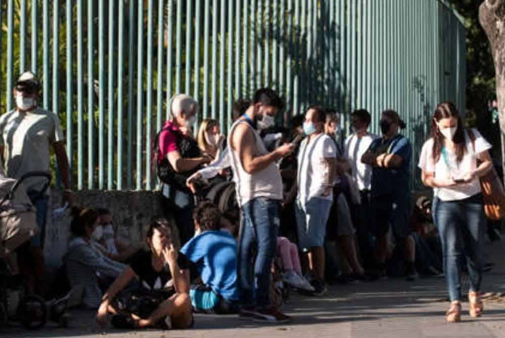 Argentina terus berdepan pelbagai cabaran disebabkan ketidakstabilan politik dan masalah ekonomi dengan inflasi yang tinggi. - Foto 123rf.