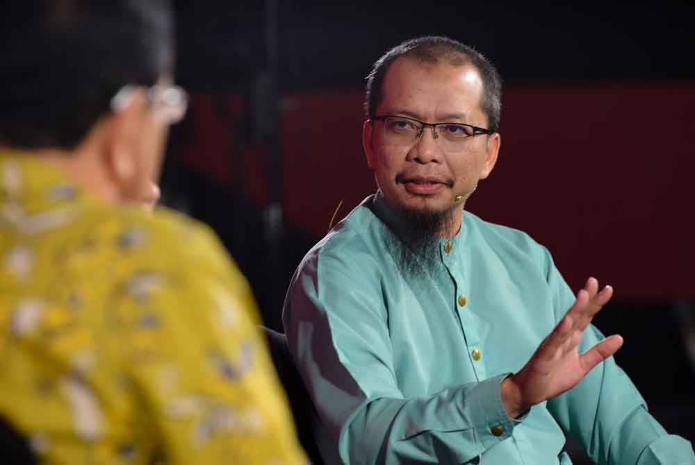 Fazrul ketika menjadi panelis program 'Kompas Edisi Khas: Sudah-sudahlah rasuah' yang bersiaran secara langsung di semua platform digital Sinar Harian pada Khamis. - FOTO: SINAR HARIAN / MOHD RAFIQ REDZUAN HAMZAH