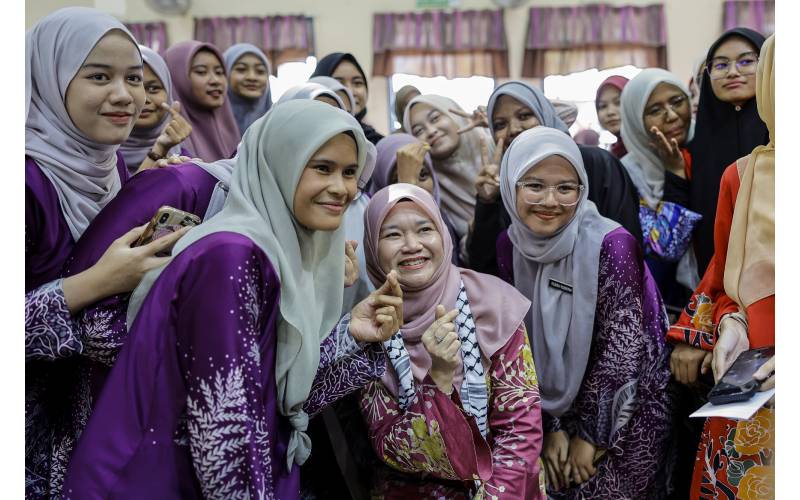 Tujuh Teras Nadi Keunggulan KPM berjaya meletakkan sektor pendidikan negara berada pada jajaran yang betul sekali gus melengkapkan modal insan negara lebih bersedia hadapi cabaran pada masa depan. - FOTO: BERNAMA