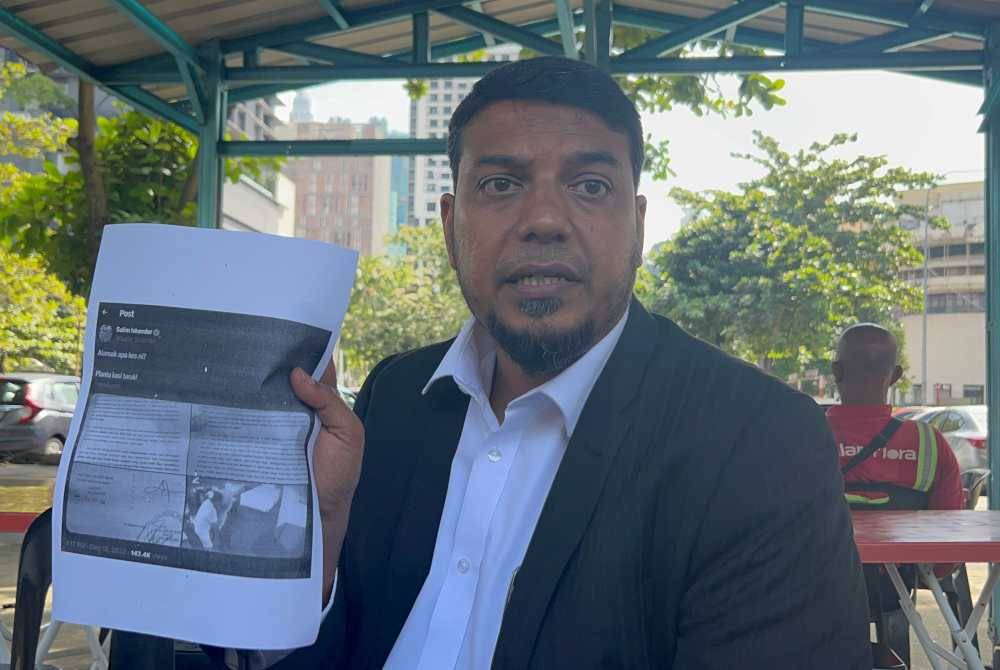 Muhammad Rafique menunjukkan hantaran yang dimuat naik Salim di aplikasi X.