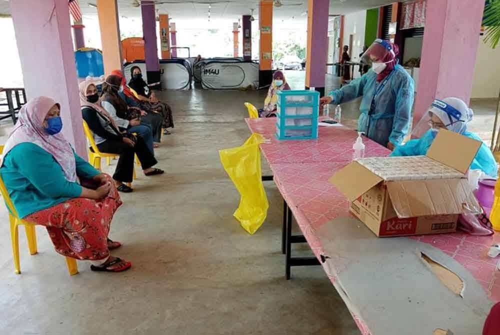 Mangsa-mangsa di PPS menerima kemudahan perubatan.