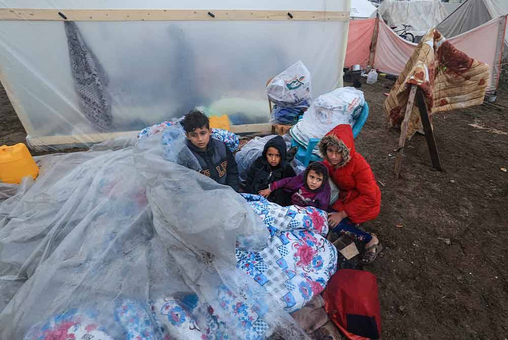 Kebanyakan keluarga yang dipaksa berpindah-randah di bawah arahan Israel tidak mempunyai kelengkapan asas.