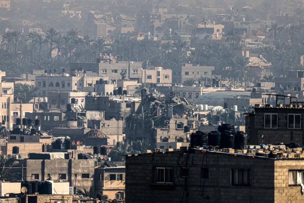 Perkhidmatan telekomunikasi mula pulih di Semenanjung Gaza pada Ahad selepas gangguan selama empat hari. - Foto AFP