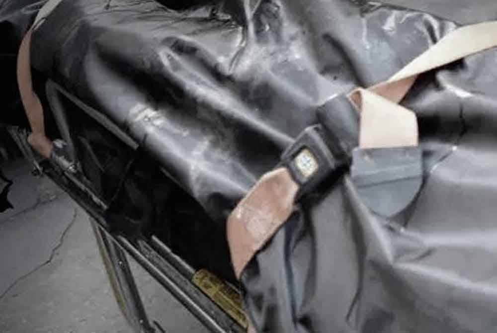Mangsa disahkan meninggal dunia di Wad Kecemasan Hospital Seri Manjung pada sekitar jam 6.30 petang hari sama. - Gambar hiasan