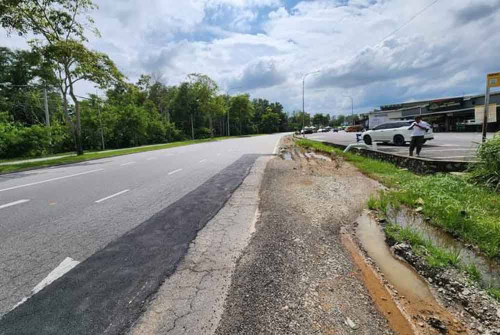 Jalan rosak ditampal selepas arahan dikeluarkan MPHS kepada pihak kontraktor terbabit.