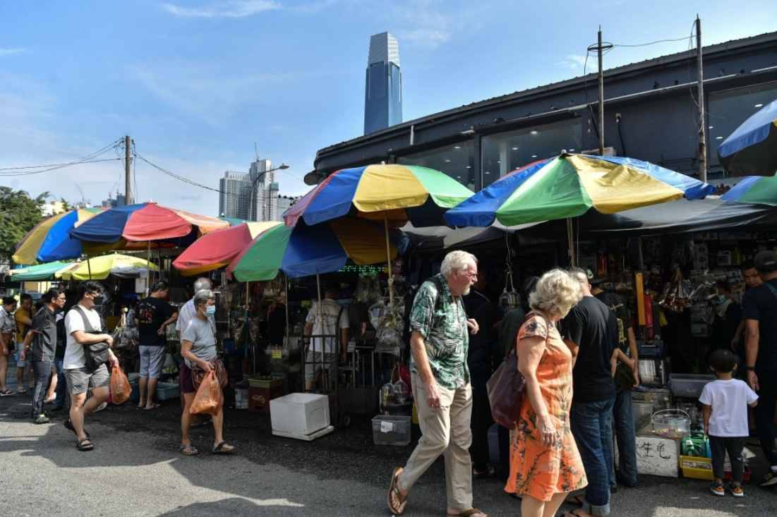 Jalan Pasar Pudu bukanlah asing bagi peminat ikan hiasan khususnya yang tinggal sekitar di Lembah Klang. Foto: Bernama