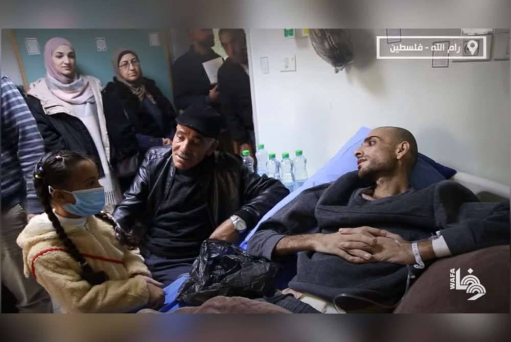 Farouq dibebaskan selepas kesihatannya merosot dan diabaikan sepanjang ditahan di penjara Israel.