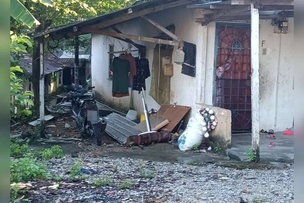 Antara rumah sewa yang didiami warga Rohingya yang tidak terurus dengan baik.