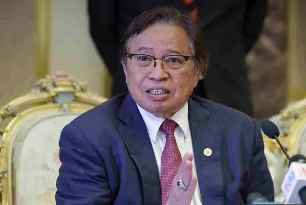 Abang Johari - Foto Bernama