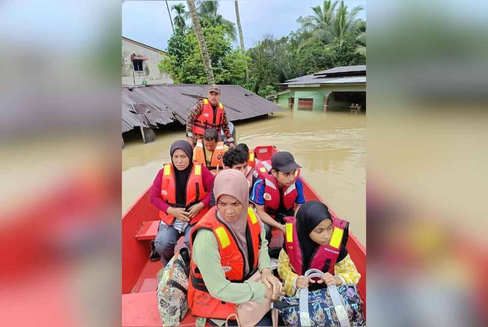 Mangsa banjir di Kelantan terus meningkat apabila seramai 17,307 mangsa berada di 87 PPS berbanding 15,147 setakat jam 4 petang, Selasa.