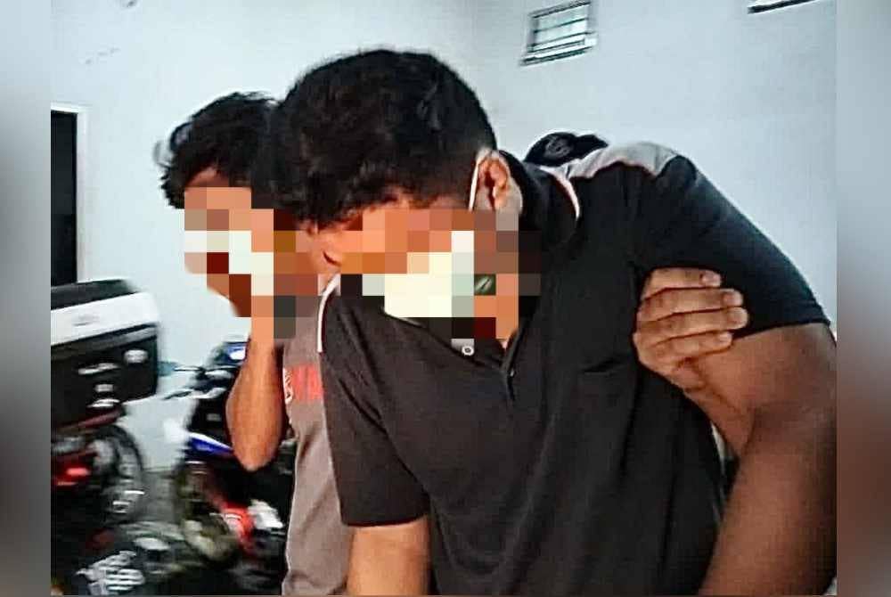 Tertuduh mengaku tidak bersalah di atas kedua-dua pertuduhan terhadapnya.