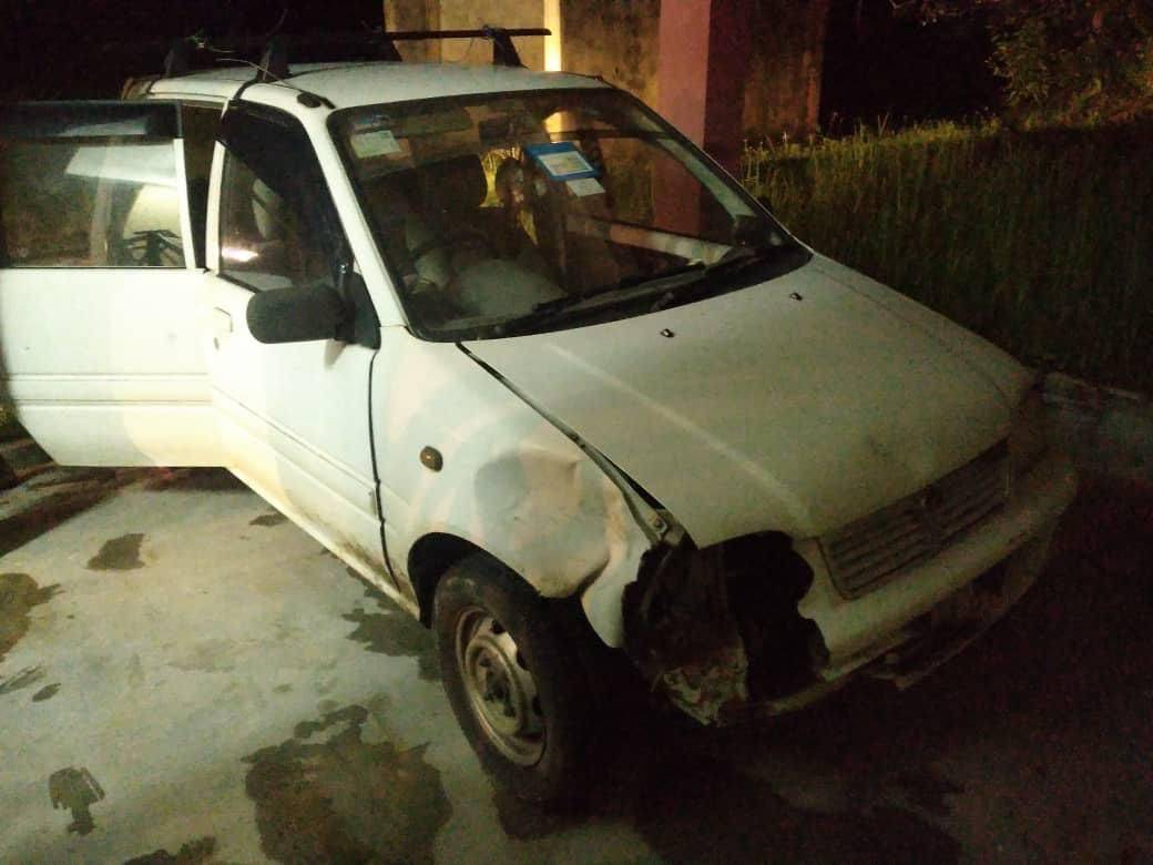 Keadaan kereta yang terlibat kemalangan dengan.sebuah motosikal.di Kilometer 30, Jalan Lipis-Sungai Koyan pada Jumaat