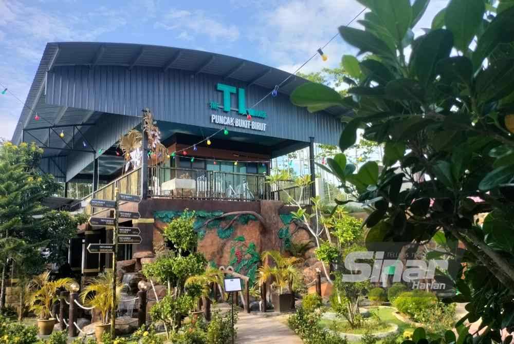 
The TL House dibina bermatlamat agar lebih ramai orang dapat menikmati keindahan dari puncak Bukit Birut.