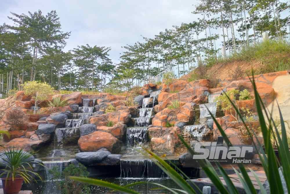 Rekaan yang dibina menyerlahkan kecantikan lokasi berkenaan.