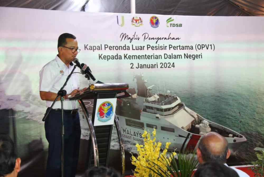 Ruji ketika berucap merasmikan Majlis Penyerahan Rasmi OPV1 di Limbungan THHE Pulau Indah, dekat sini pada Selasa.