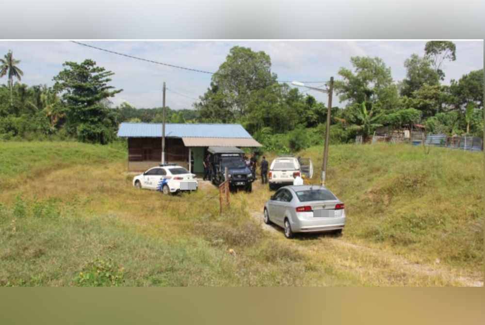 Pihak polis ke lokasi kejadian selepas menerima maklumat kejadian. Foto ihsan PDRM