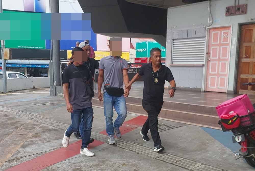 Antara warga asing yang ditahan selepas ingin melarikan diri.