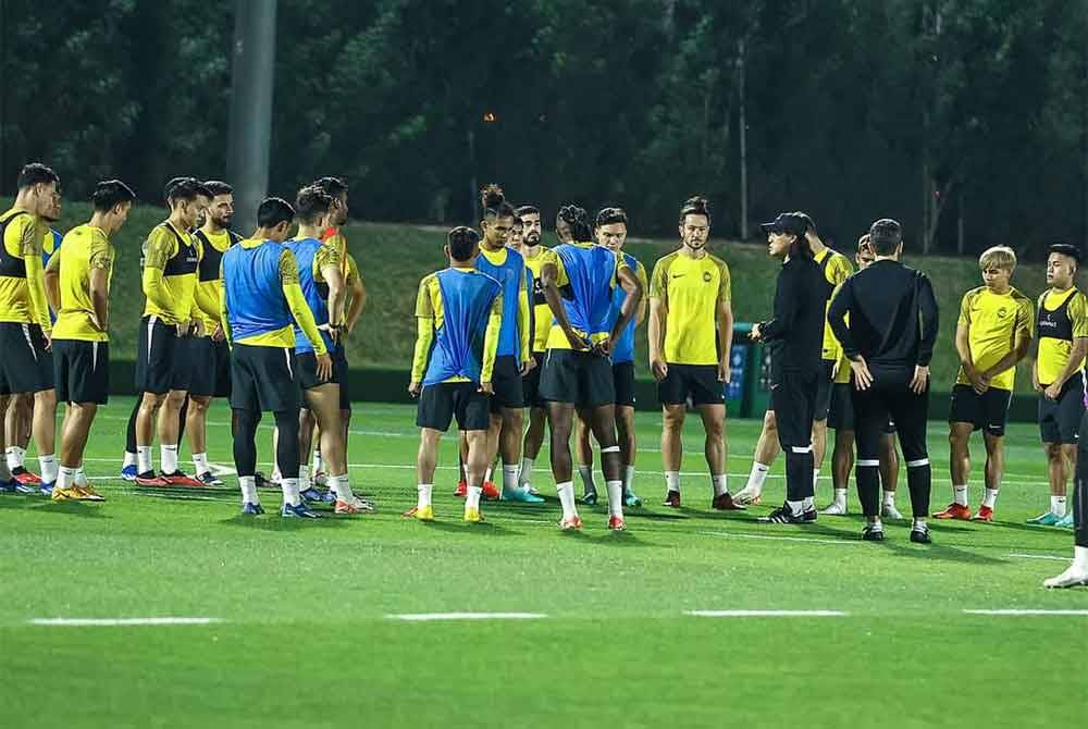 Skuad Harimau Malaya menjalani latihan sebagai persediaan mengharungi kempen Piala Asia 2023 di Qatar. Foto FAM
