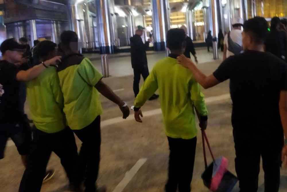 Operasi bermula jam 9.30 malam dengan kerjasama Imigresen dan JPN membabitkan kekuatan 46 pegawai dan anggota.