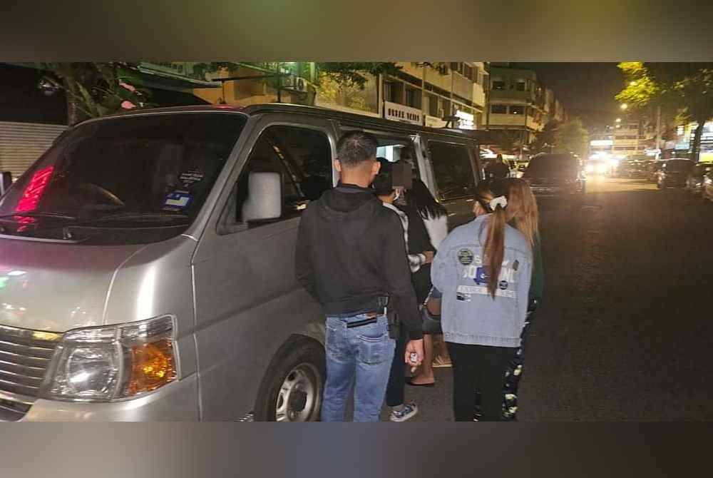 Antara wanita warga asing yang ditahan Imigresen dalam operasi di ibu kota pada Jumaat.