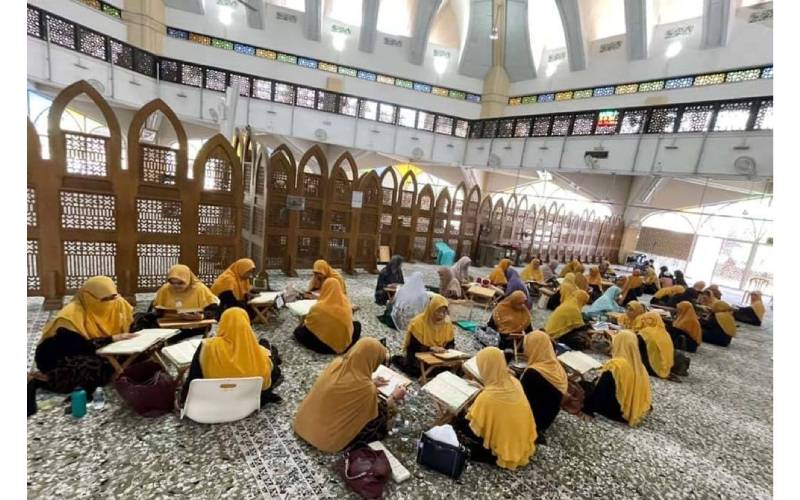 Pengertian makna al-Quran sekiranya dihayati ketika didengar atau dibaca memang akan memberi kesan yang besar kepada iman dan kehidupan secara keseluruhan.
