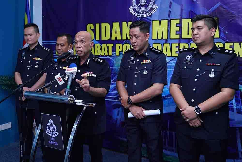 Ahmad Sukarno dalam sidang akhbar di Ibu Pejabat Polis Daerah Sentul pada Jumaat. FOTO: SINAR HARIAN / MOHD HALIM ABDUL WAHID