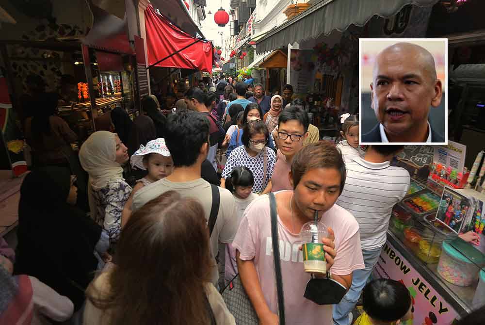 Inisiatif baharu itu adalah antara usaha bagi mengekang sikap tamak peniaga yang terlibat dalam TMN2024 iaitu di Melaka, Perlis, Perak dan Kelantan, daripada tindakan menaikkan harga atau mengaut untung pada kadar tidak munasabah.(Gambar hiasan) Gambar kecil: Armizan