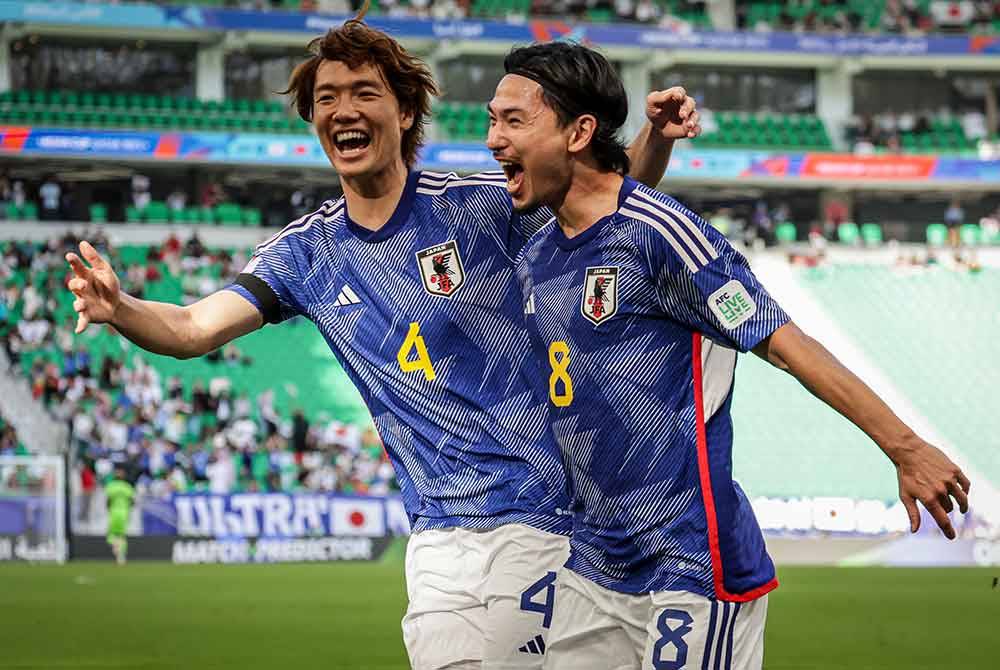 Pemain Jepun, Takumi Minamino ketika meraikan jaringan gol pada perlawanan di antara Jepun menentang Vietnam peringkat Kumpulan D sempena Piala Asia 2023 di Stadium Al Thumama. Foto Bernama