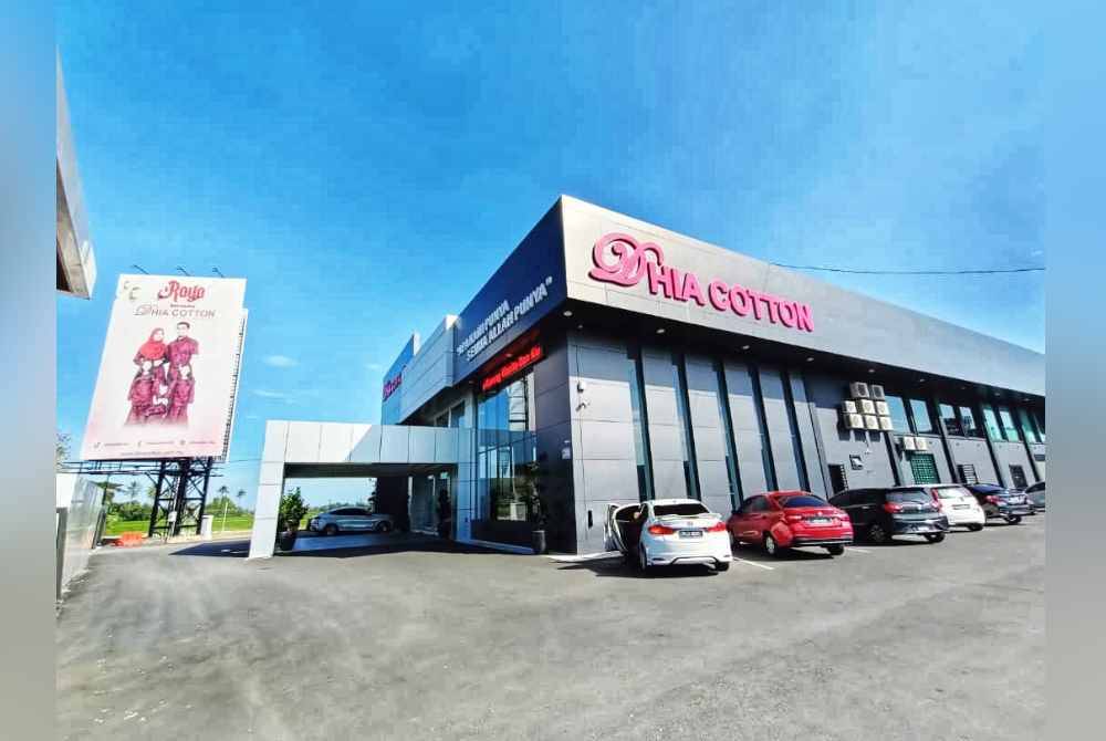 Wisma Dhia Cotton tersergam indah di Alor Setar, Kedah.