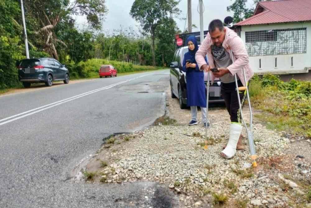 Khairunnizam berada di lokasi kemalangan yang mengakibatkan kaki kirinya patah pada Disember lalu.