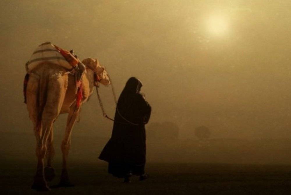  SELAIN bergelar guru, Asy-Syifa' juga handal dalam bidang perubatan dan merawat orang lain menggunakan rukyah.