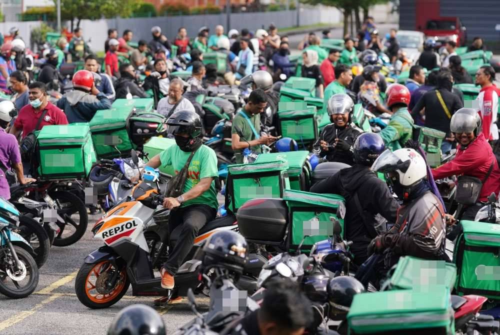 Tindakan syarikat penyedia perkhidmatan p-hailing menurunkan kadar upah dijangka menyebabkan ramai penghantar makanan beralih kepada pekerjaan lain.