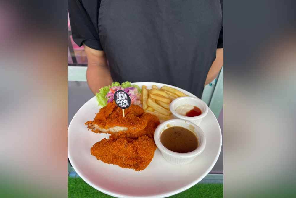 
Antara menu paling laris dan mendapat sambutan di Drah Eyra Cafe