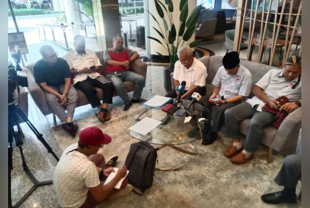 Nasiman ditemui pemberita selepas mengadakan pertemuan dengan persatuan penternak di sebuah hotel di Seksyen 14, di sini pada Khamis.