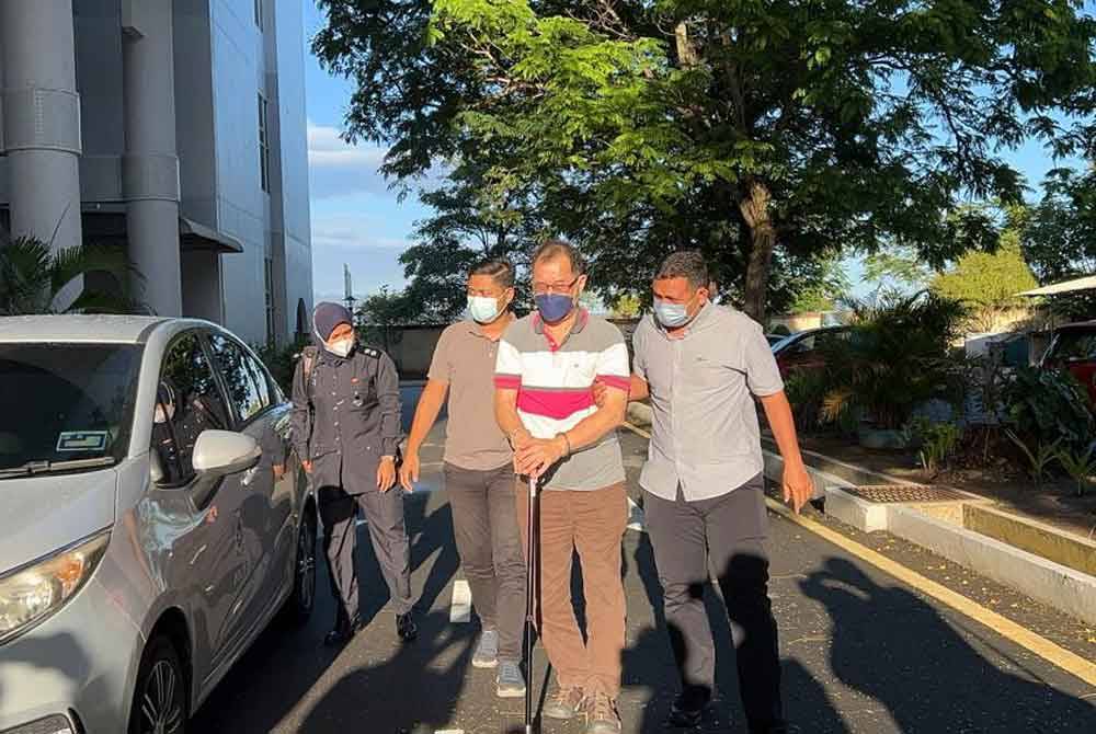 Mahkamah menetapkan wang jaminan RM20,000 dengan dua orang penjamin kepada tertuduh.